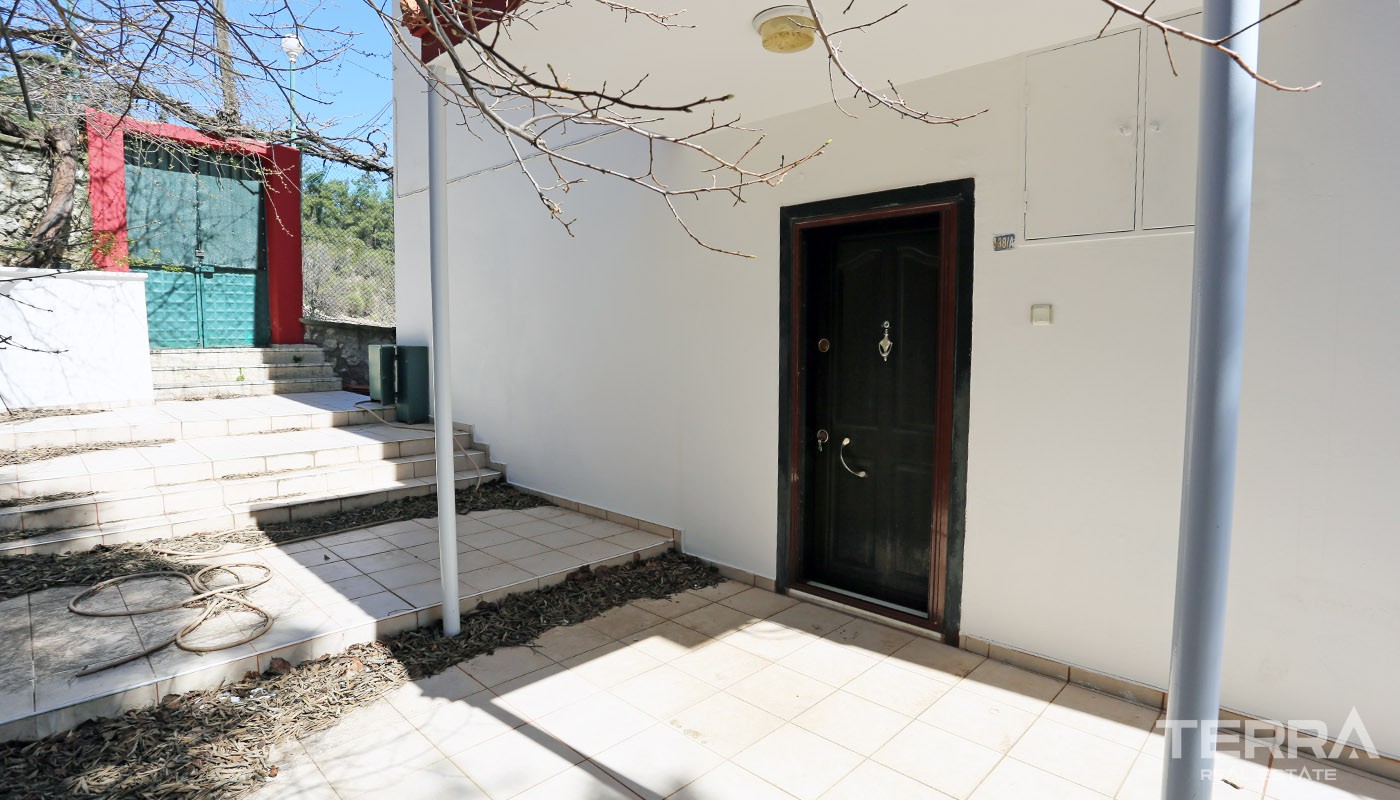 Mountain View Turkish Villa for Sale in Konyaaltı with Private Pool - 25589