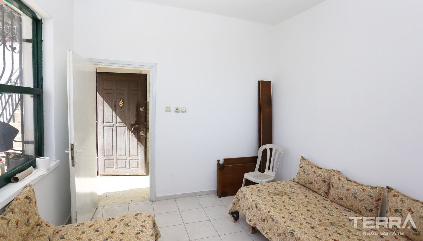 Mountain View Turkish Villa for Sale in Konyaaltı with Private Pool - 25594
