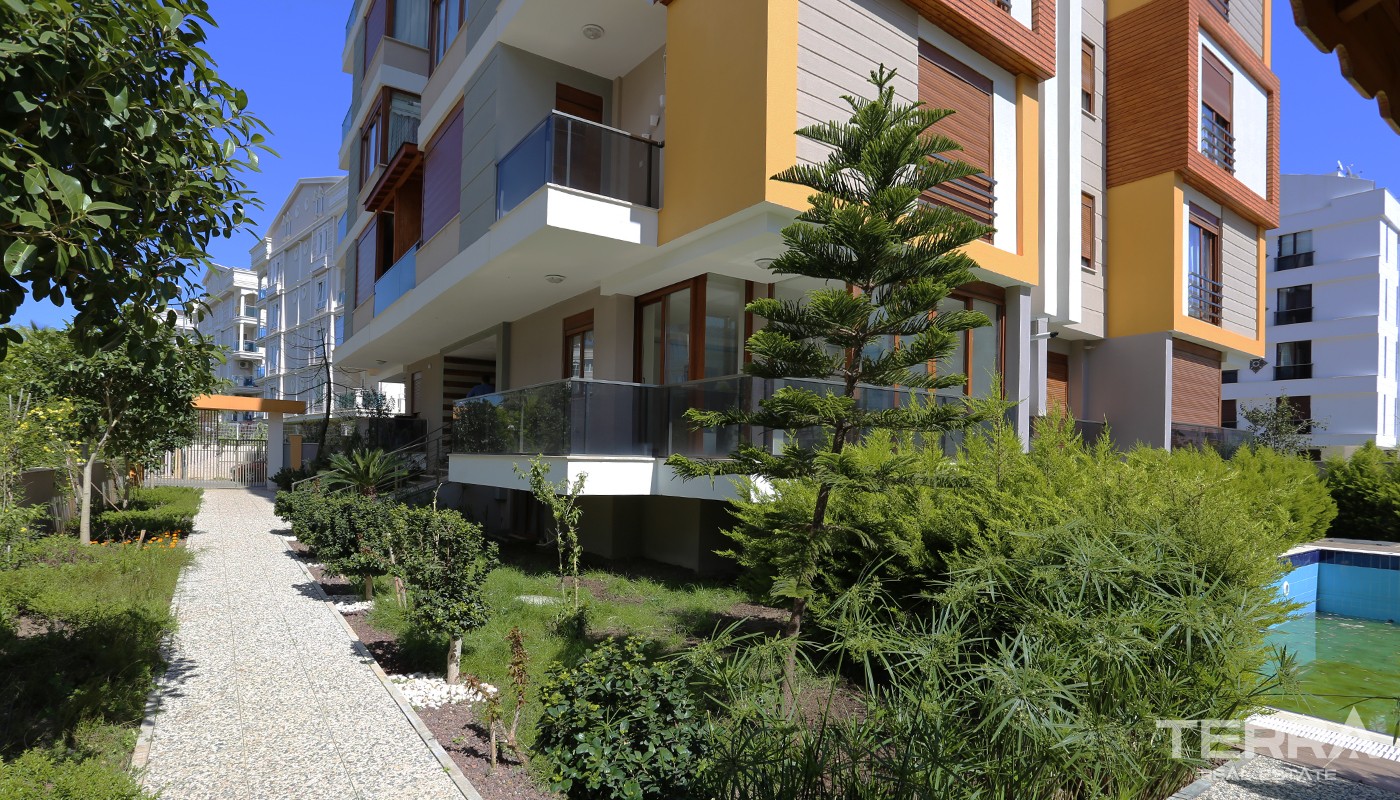 Affordable 4 Bedroom Penthouse Apartment for Sale in Antalya Konyaaltı - 25644