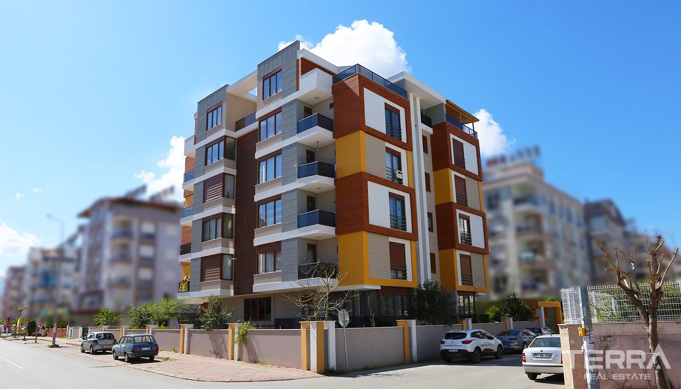 Affordable 4 Bedroom Penthouse Apartment for Sale in Antalya Konyaaltı