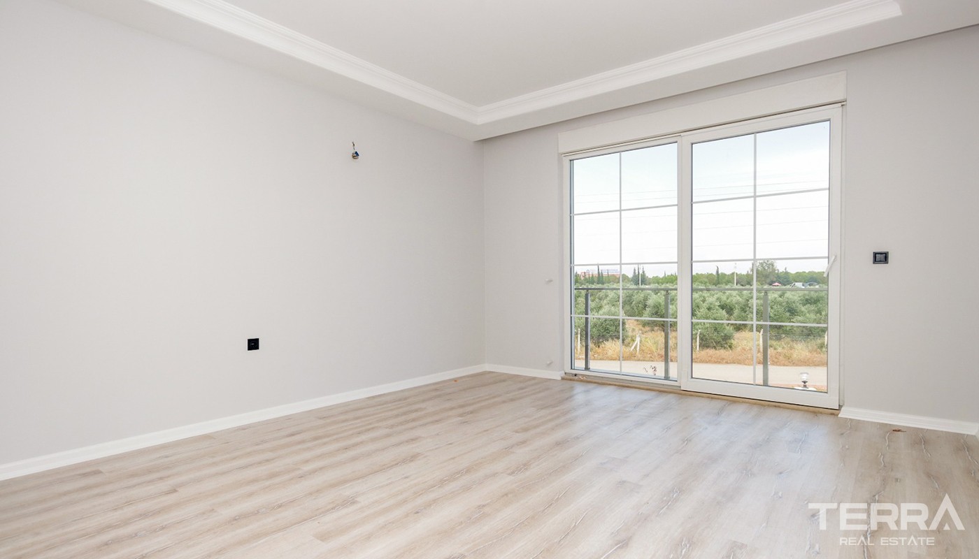 Detached & Spacious Houses for Sale in Döşemealtı with Private Garden - 25760
