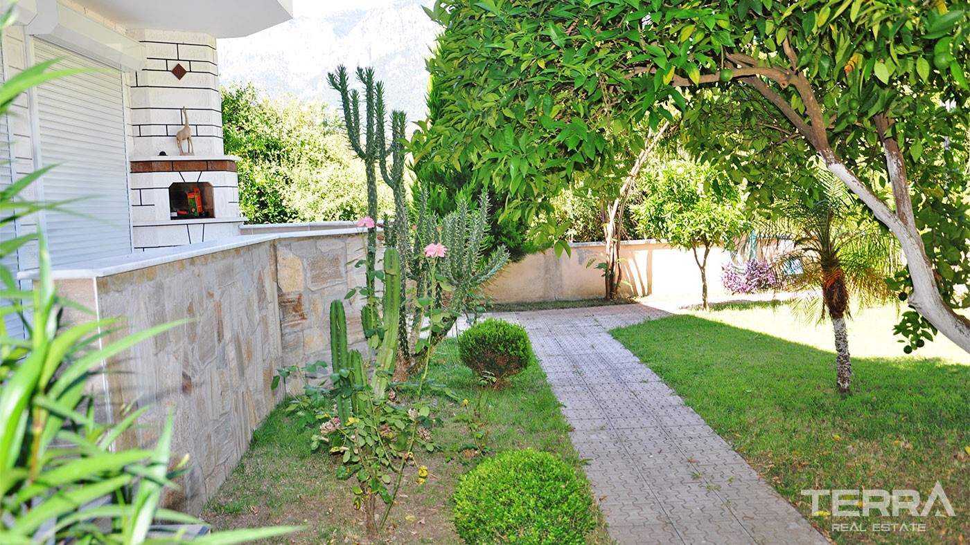 Möblierte Villa in Kemer Arslanbucak mit Taurus Mountain View - 25825