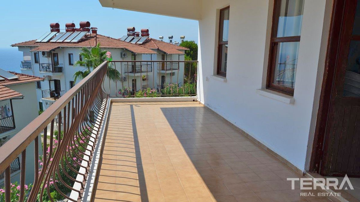 Revente d’Appartement de 4 Pièces Vue Mer à Alanya Kargicak - 25949