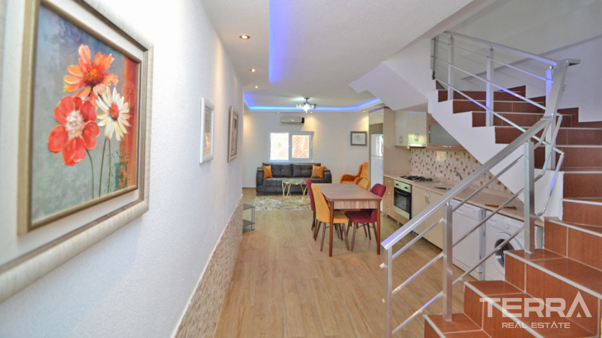 Villa med havsutsikt i Alanya Demirtaş, bara 100 m til stranden - 53555