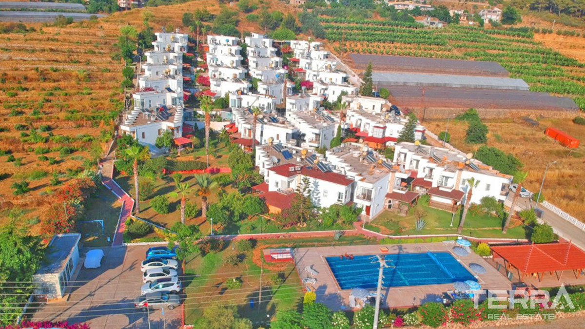 Villa med havsutsikt i Alanya Demirtaş, bara 100 m til stranden - 53575