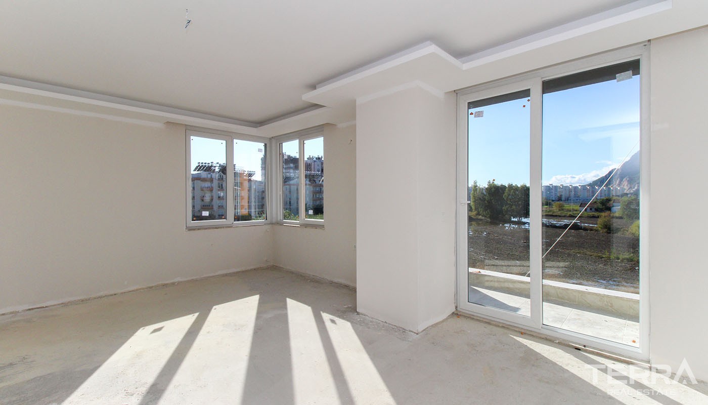 Contemporary Antalya Apartments Located 1,5 km from Konyaaltı Beach - 38492