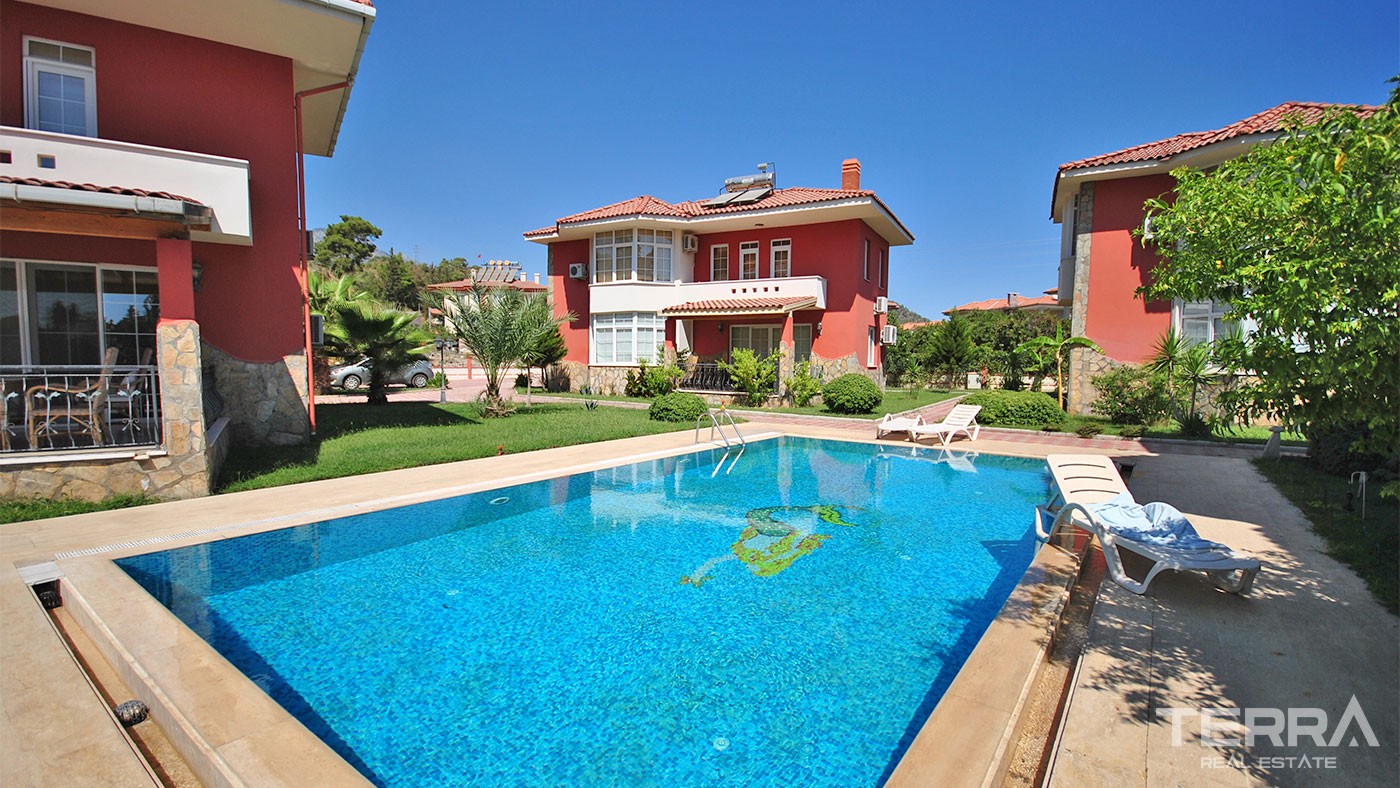 Detached Family Villa for Sale in Kemer Çamyuva Fully Furnished - 26049