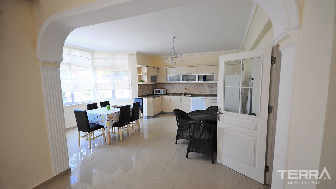 Detached Family Villa for Sale in Kemer Çamyuva Fully Furnished - 26053