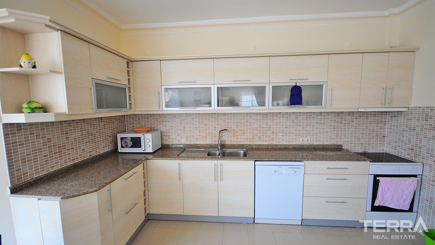 Detached Family Villa for Sale in Kemer Çamyuva Fully Furnished - 26055