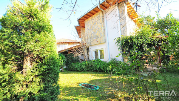 Spacious Detached Villas for Sale in the Green Area of Çamyuva Kemer