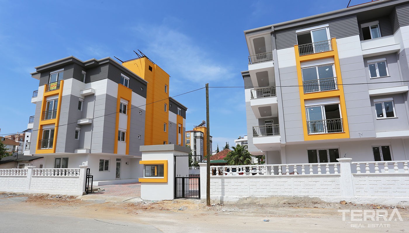 Modern Antalya Flats for Sale Located in Kepez Near the Cliff Park - 26187