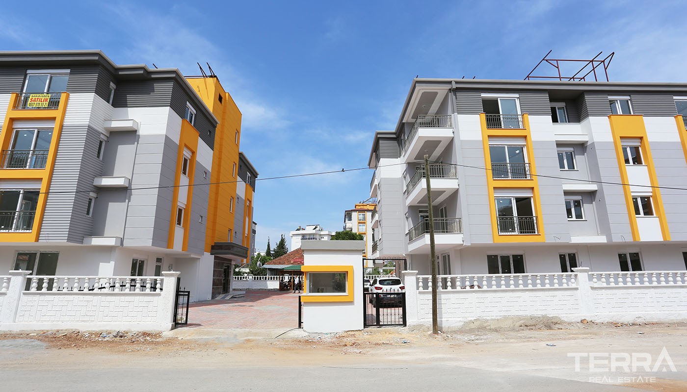 Modern Antalya Flats for Sale Located in Kepez Near the Cliff Park - 26188