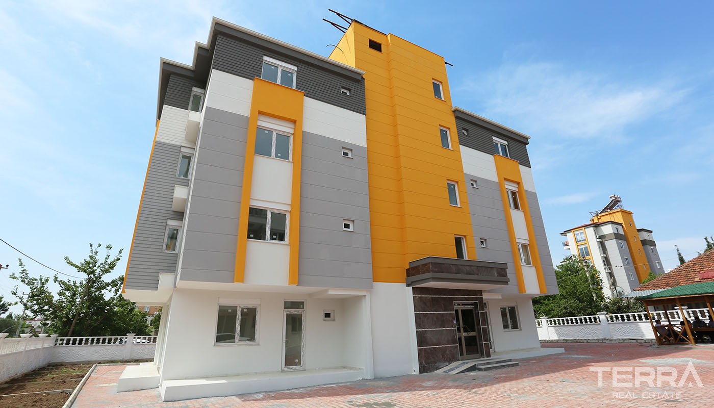 Modern Antalya Flats for Sale Located in Kepez Near the Cliff Park - 26191