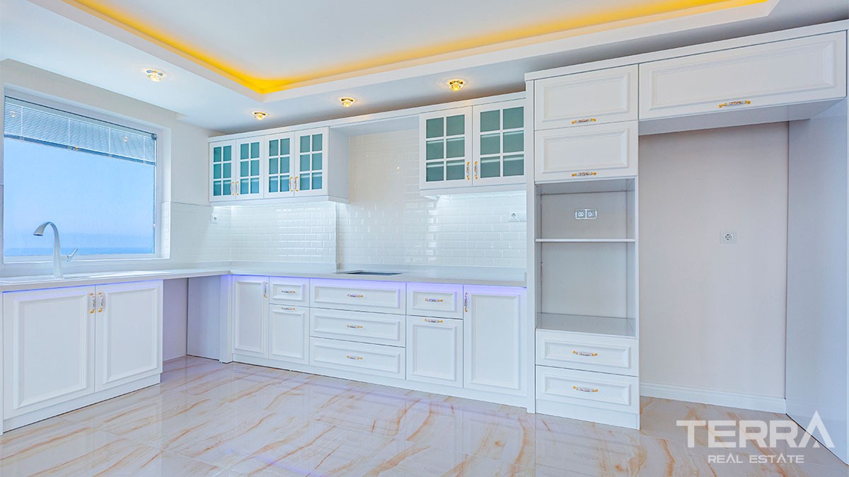 Spectacular Sea View Penthouse Apartment in Alanya Mahmutlar - 26355