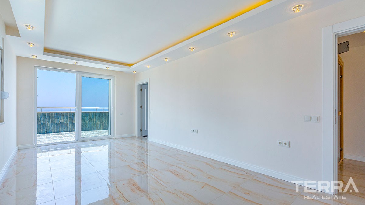 Spectacular Sea View Penthouse Apartment in Alanya Mahmutlar - 26366