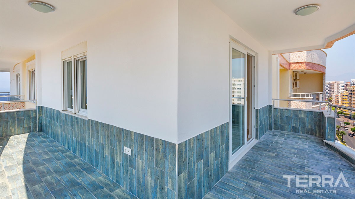 Spectacular Sea View Penthouse Apartment in Alanya Mahmutlar - 26388