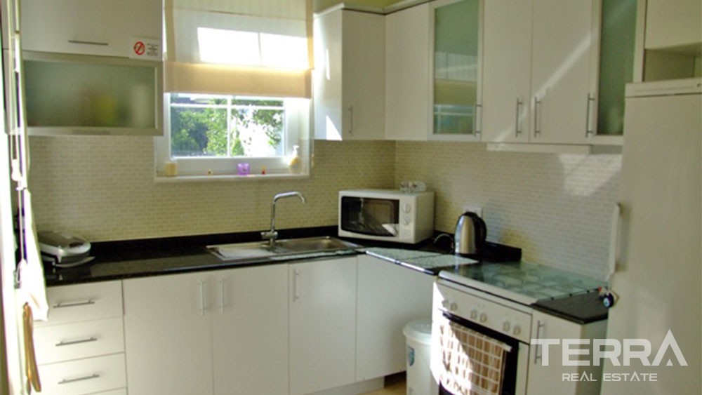 Bargain Kemer Apartment for sale in Çamyuva with a Large Terrace - 26468