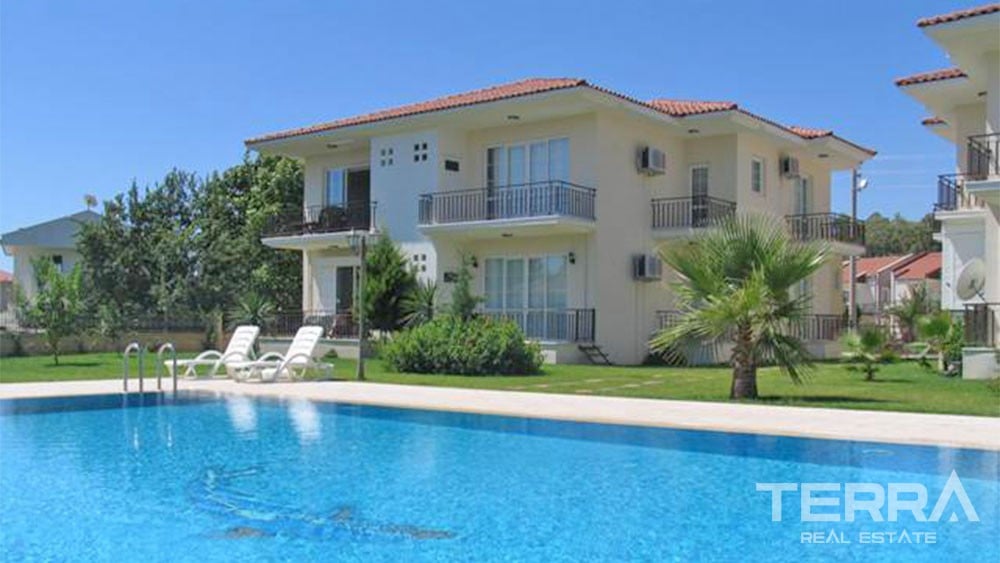 Bargain Kemer Apartment for sale in Çamyuva with a Large Terrace