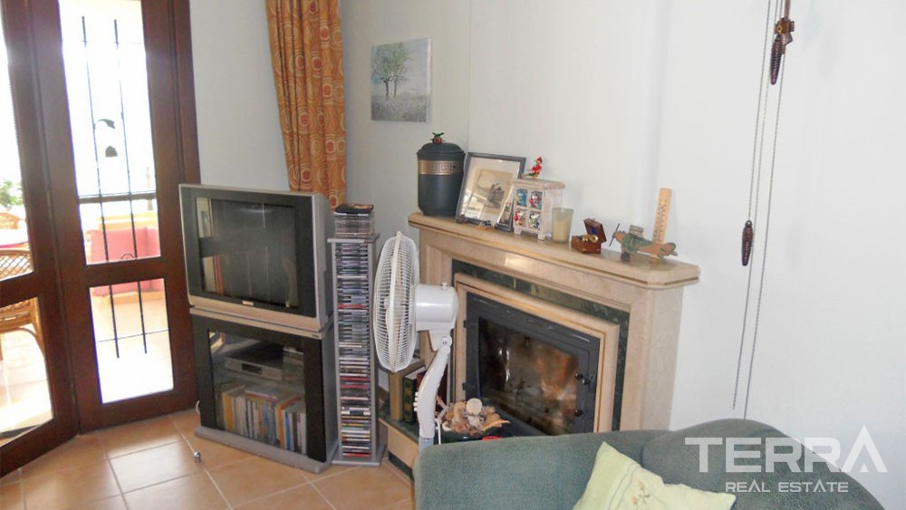 Authentic Turkish House for Sale with Communal Pool in Çamyuva - 26546