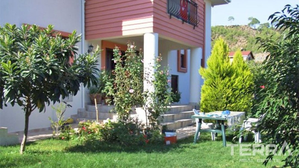 Spacious Kemer Villa for Sale in Çamyuva 1.5 km to the Sea