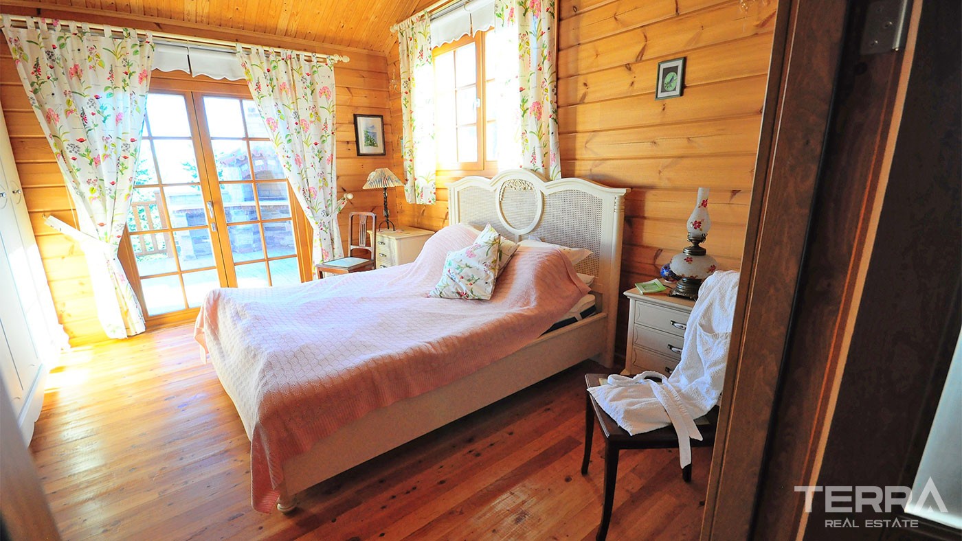 Authentic Wooden House for Sale in Beycik Kemer with Private Garden - 26578