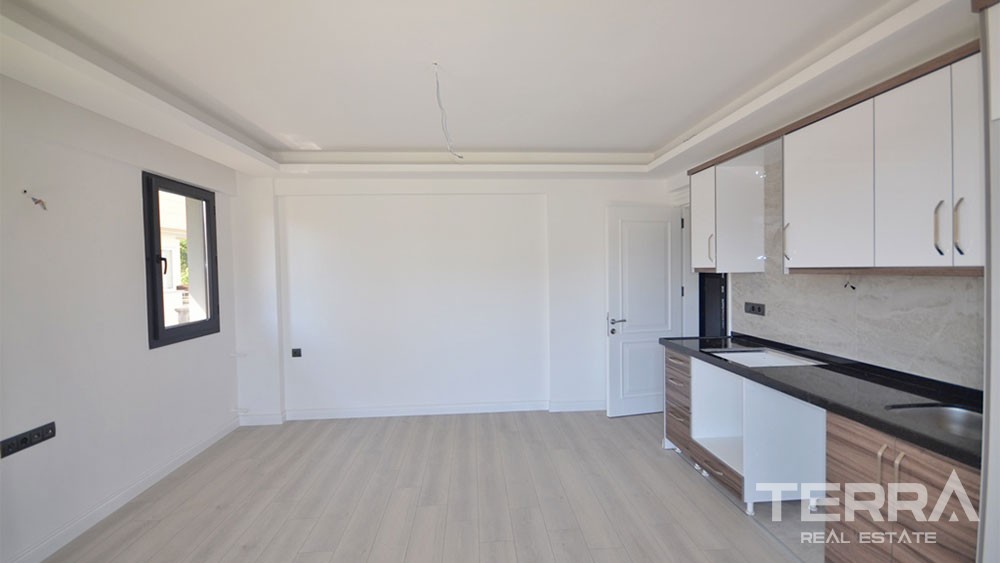 Elegant Fethiye Penthouse Apartment for Sale in Çalış Close to the Sea - 26851