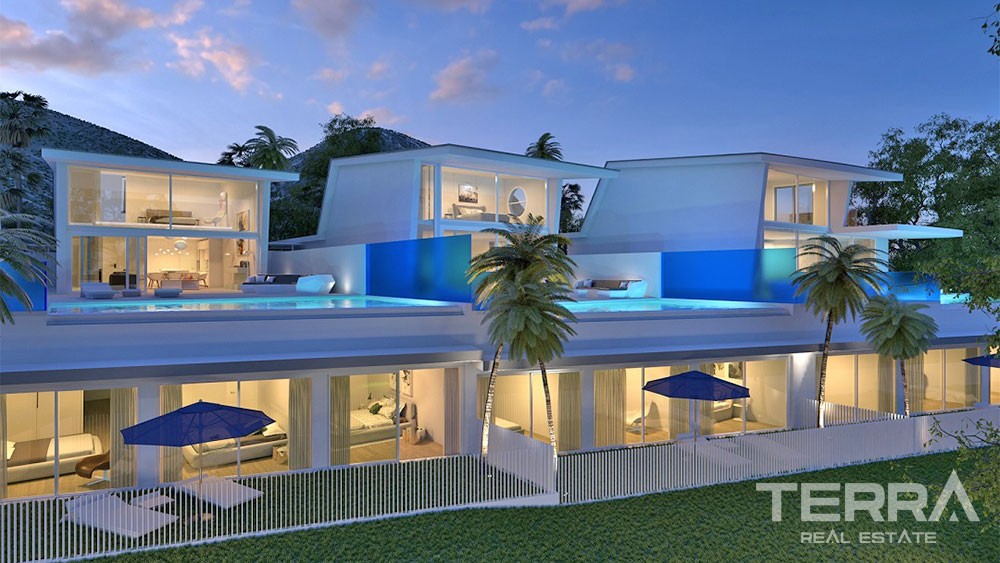 Sea View Houses in Exclusive Complex with Beach Club in Fuengirola - 27000