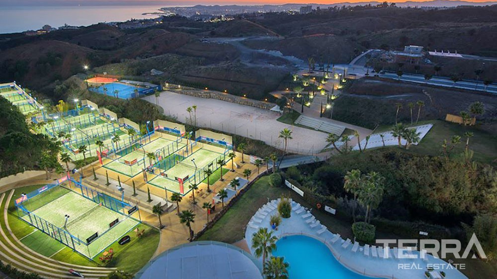 Sea View Houses in Exclusive Complex with Beach Club in Fuengirola - 27004