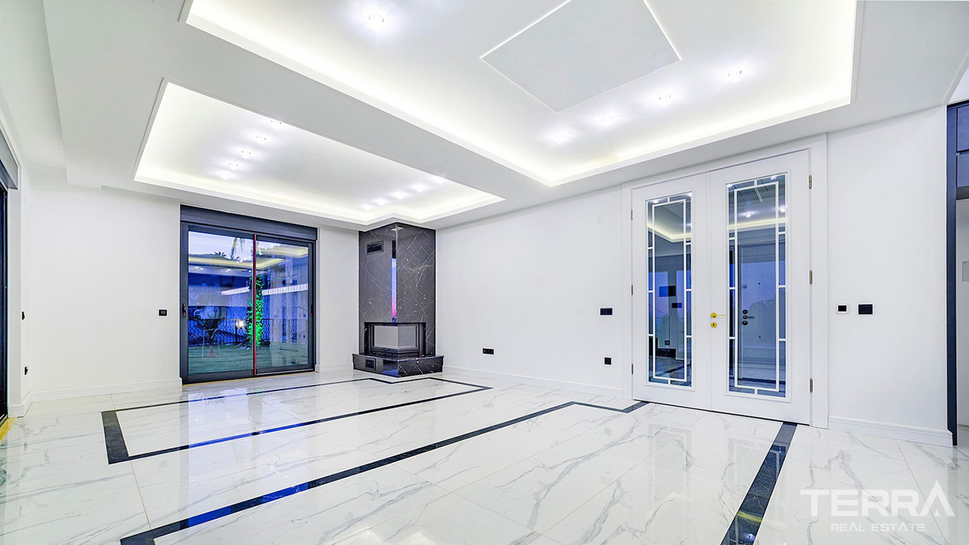 Alanya Luxury Houses for Sale with Sea & Castle View in Bektaş - 50811