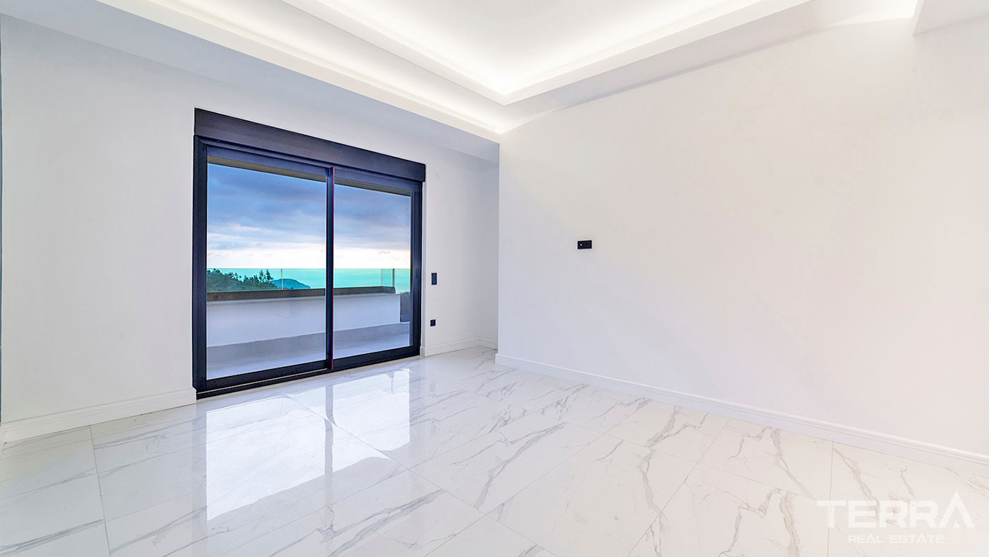 Alanya Luxury Houses for Sale with Sea & Castle View in Bektaş - 50833