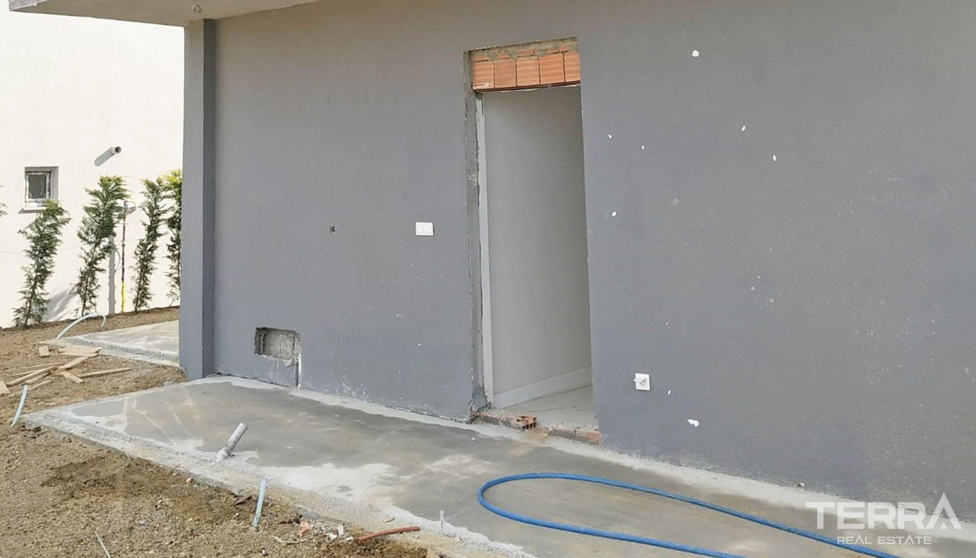 Spacious Villas for Sale in Istanbul Büyükçekmece Surrounded by Nature - 27243