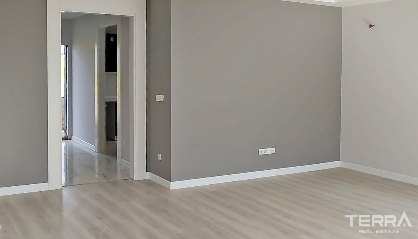 Spacious Villas for Sale in Istanbul Büyükçekmece Surrounded by Nature - 27246