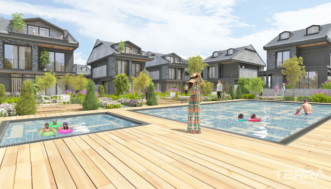 Spacious Villas for Sale in Istanbul Büyükçekmece Surrounded by Nature - 27251