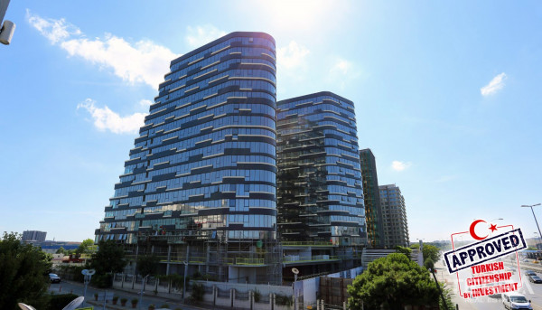 Erweiterte Istanbul Apartments in Bakırköy mit Bürokonzept