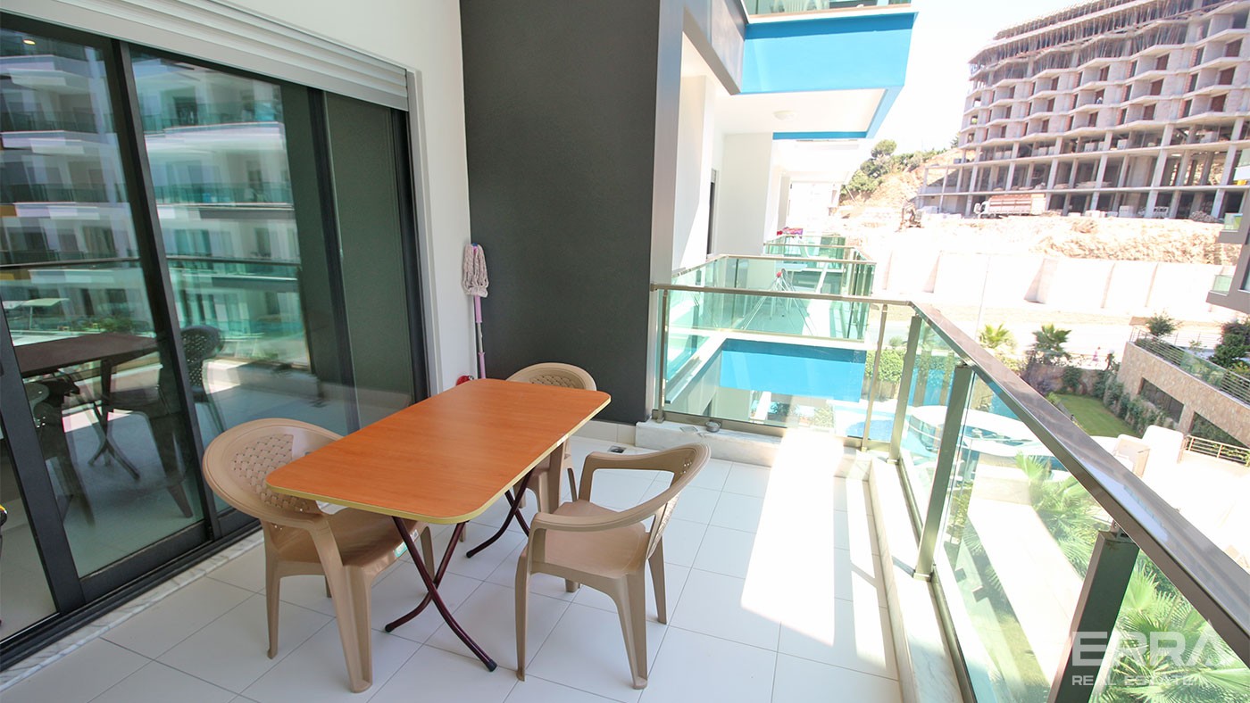 Spacious Apartment in Kargıcak within Walking Distance to the Beach - 27680