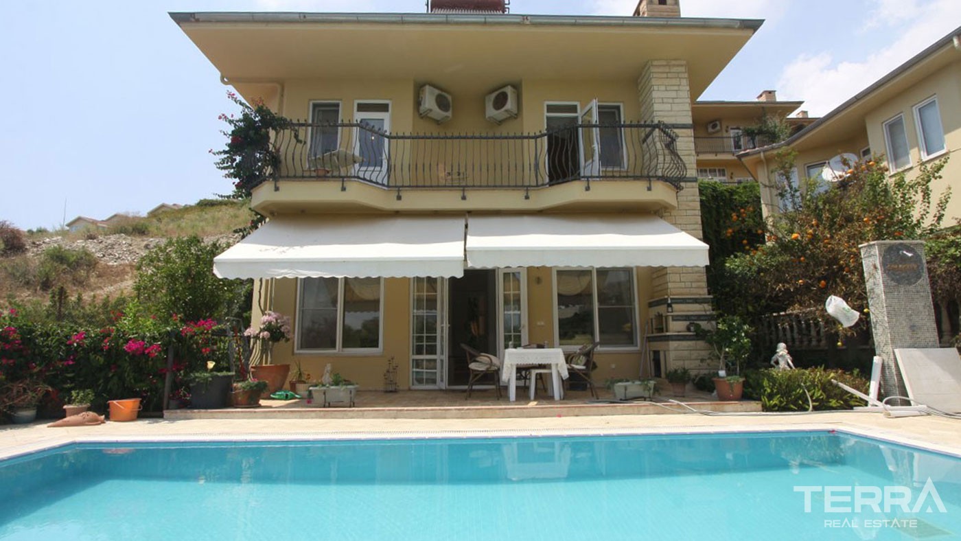 Furnished Detached Villa in Alanya Kargıcak with Spacious Interiors - 27766