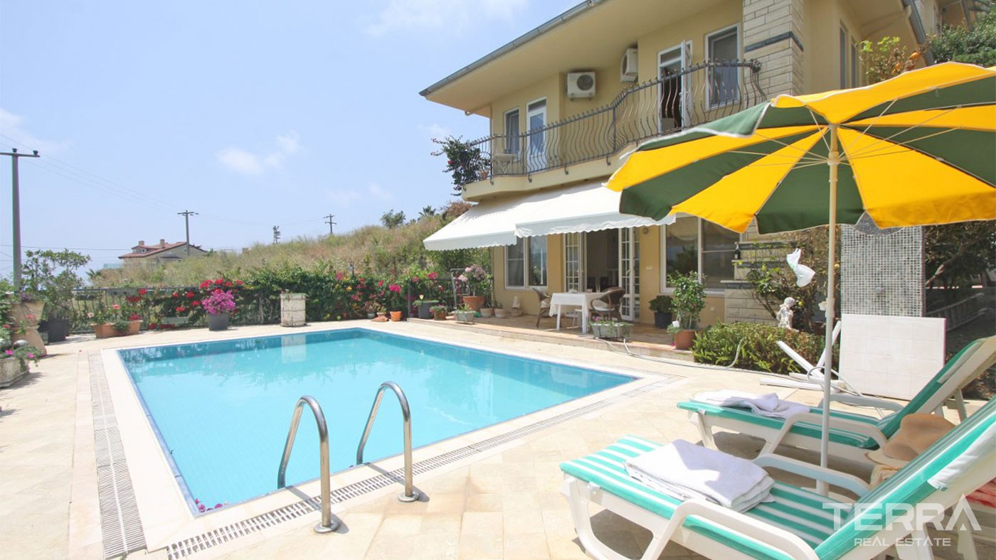 Furnished Detached Villa in Alanya Kargıcak with Spacious Interiors - 27770