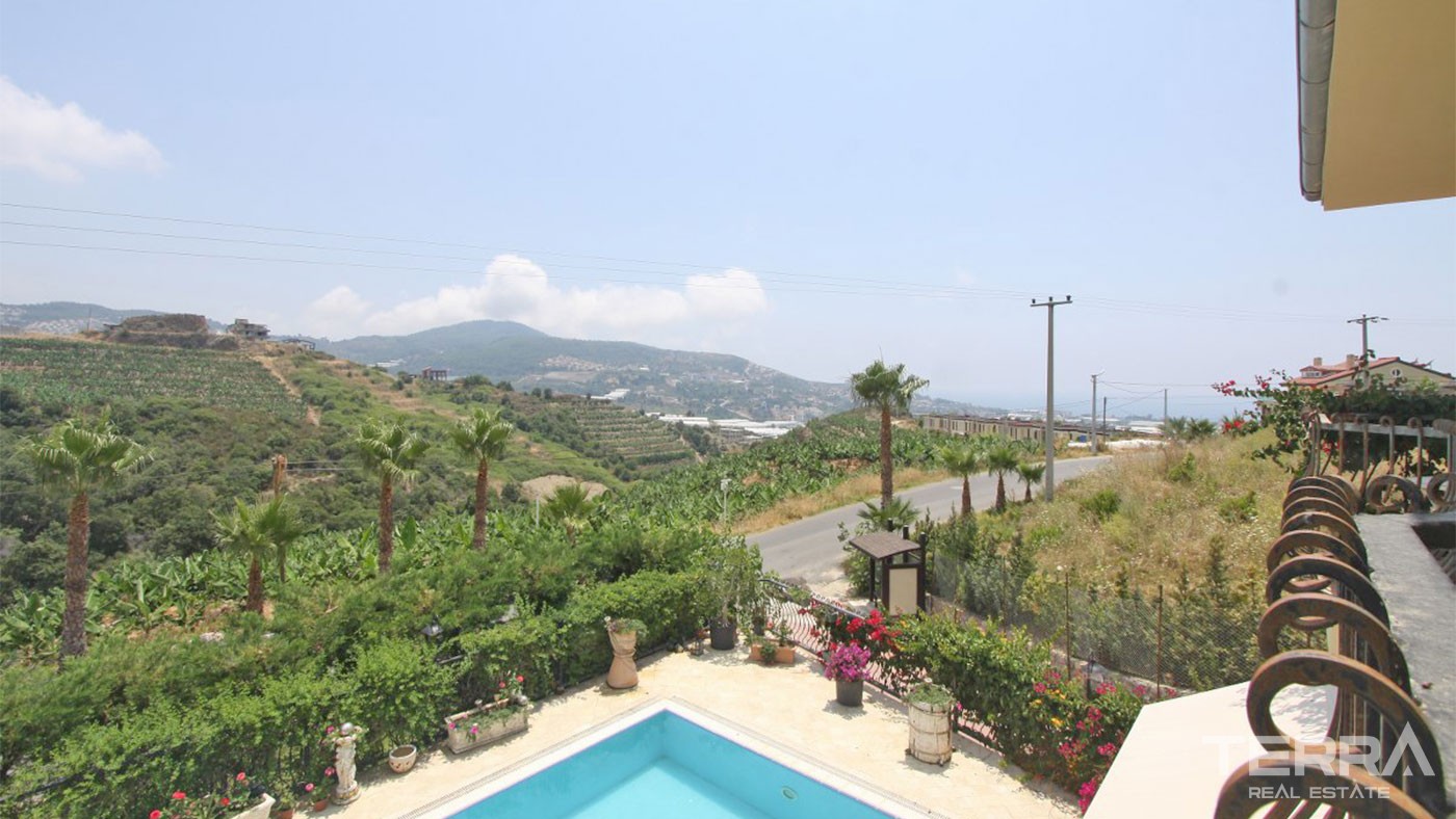Furnished Detached Villa in Alanya Kargıcak with Spacious Interiors - 27771