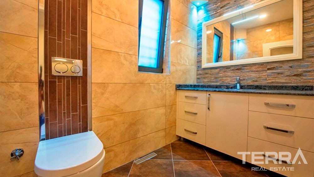 Villa de Luxe Avec 5 Chambres Piscine Commune à Fethiye Centre-Ville - 27844