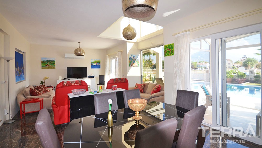 Maison Complètement Meublée 1 km de la Plage de Çalış à Fethiye - 27867