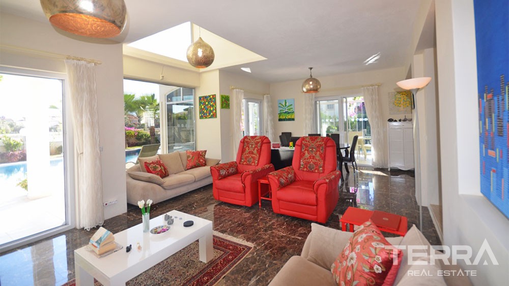 Maison Complètement Meublée 1 km de la Plage de Çalış à Fethiye - 27876