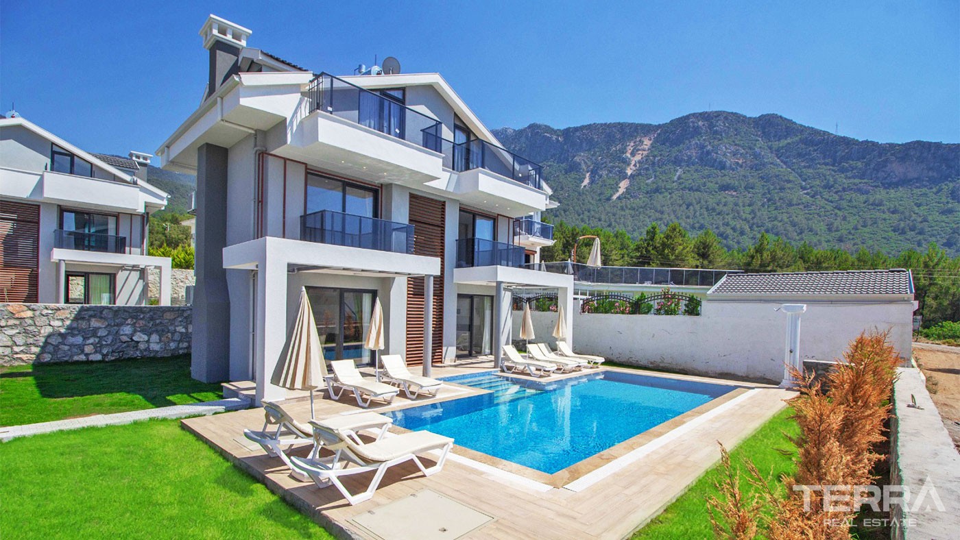 Holiday House  with Pivate Swimming pool for Sale in Ölüdeniz Fethiye