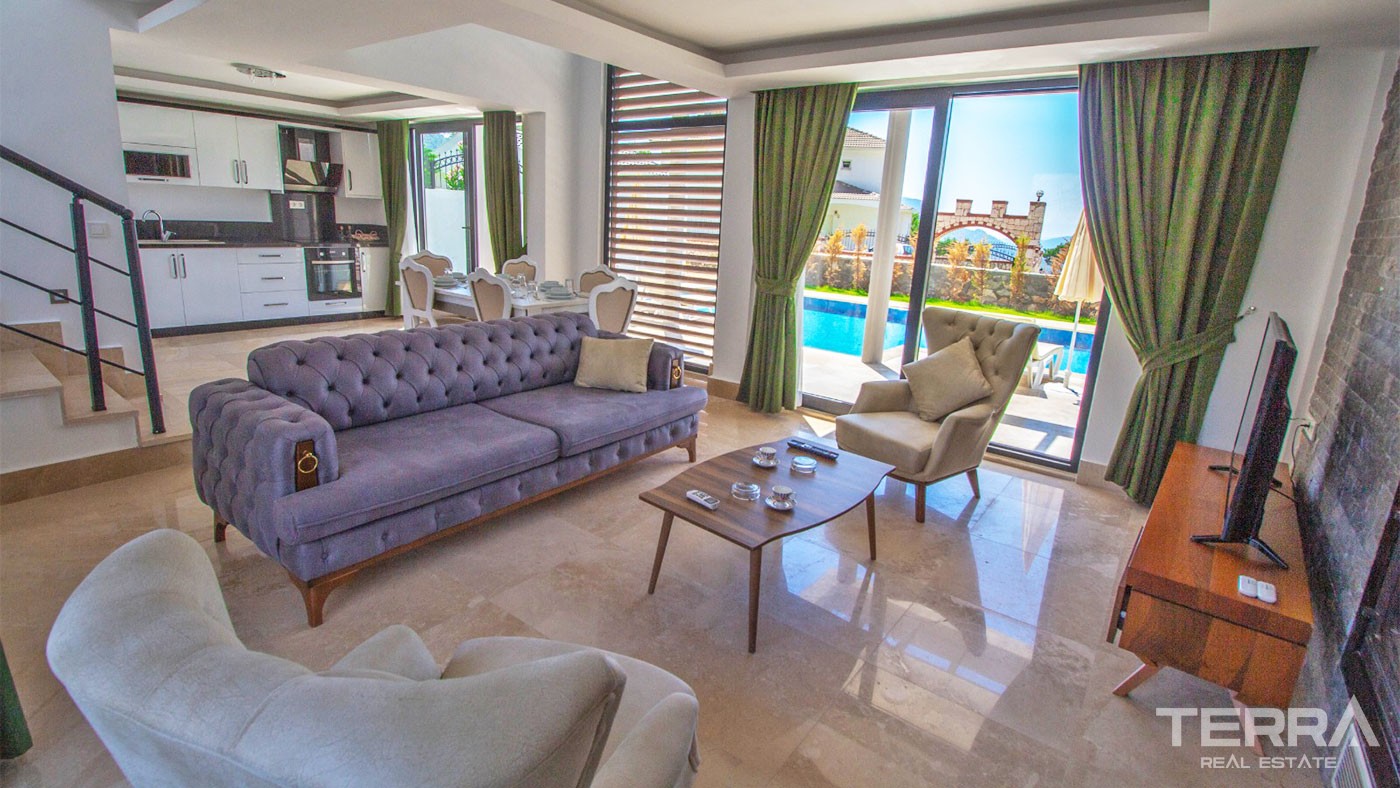 Holiday House  with Pivate Swimming pool for Sale in Ölüdeniz Fethiye - 27955