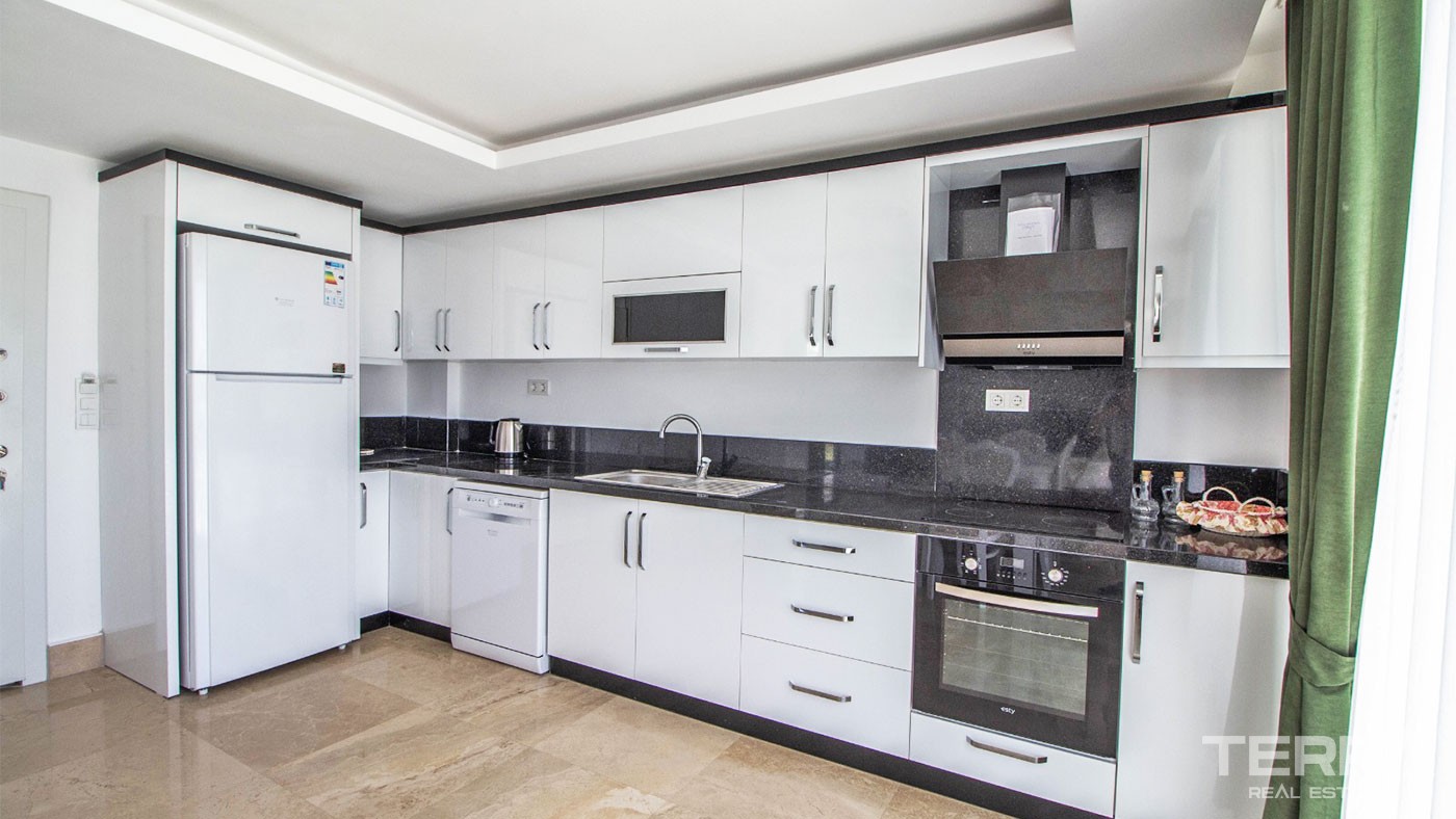 Holiday House  with Pivate Swimming pool for Sale in Ölüdeniz Fethiye - 27959