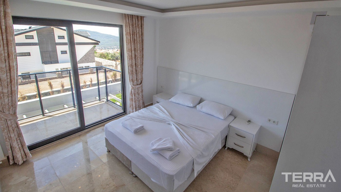 Holiday House  with Pivate Swimming pool for Sale in Ölüdeniz Fethiye - 27968