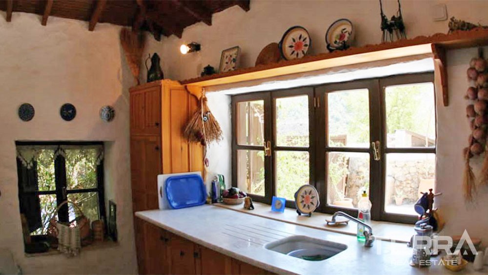 Authentic Village House for Sale in Fethiye Kayaköy with Nature View - 27998