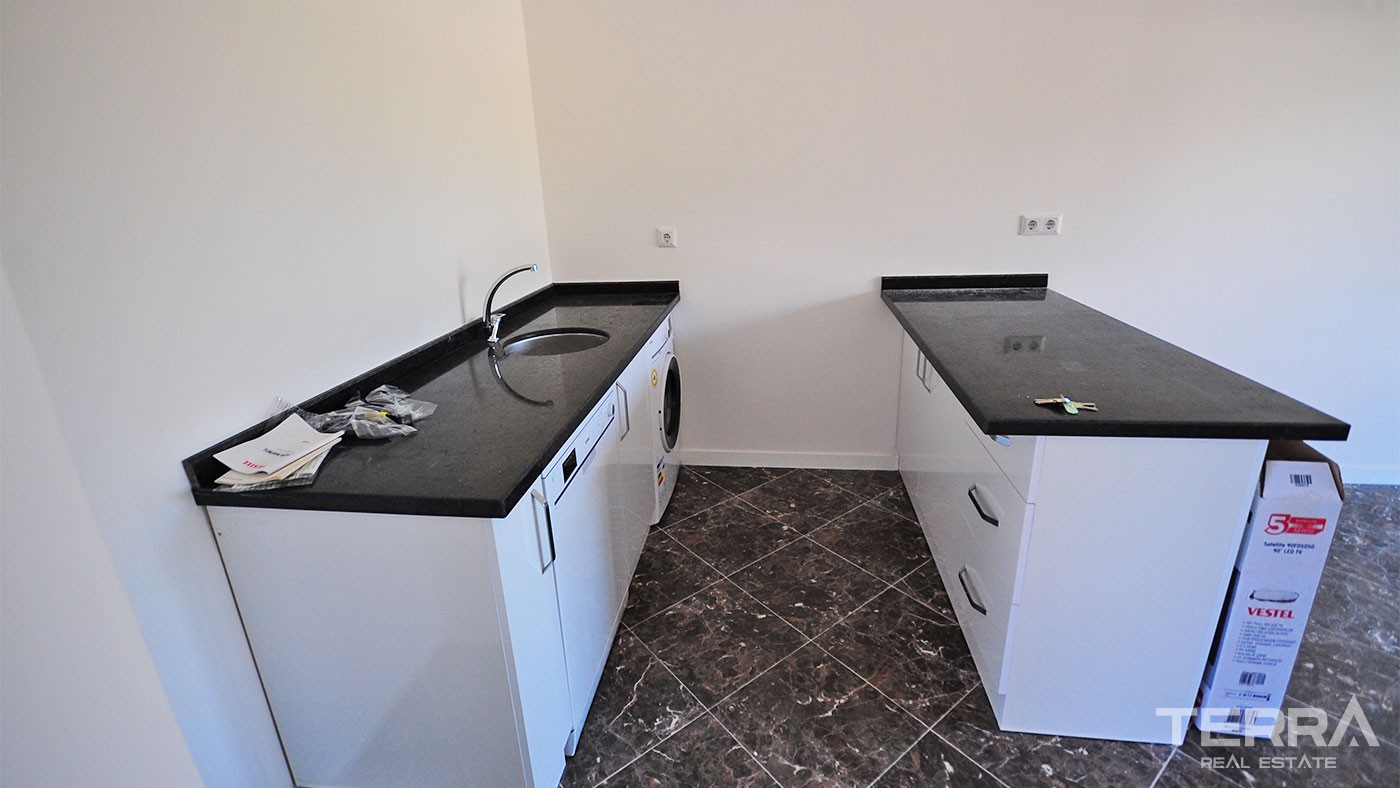 Modern Apartments in Çamyuva Kemer Located 5 minutes from the Beach - 28155