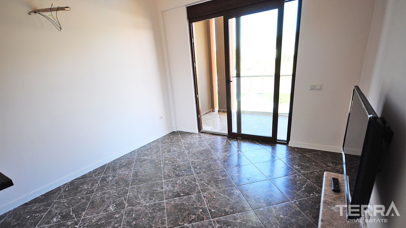 Modern Apartments in Çamyuva Kemer Located 5 minutes from the Beach - 28157