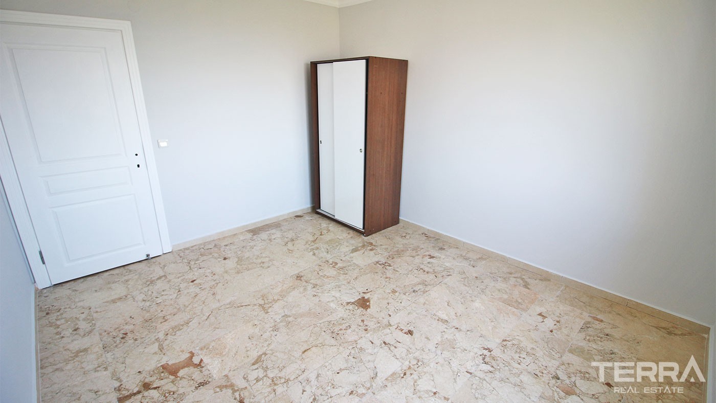 Sea & City View Apartment in Mahmutlar Alanya with Rich Facilities - 28184