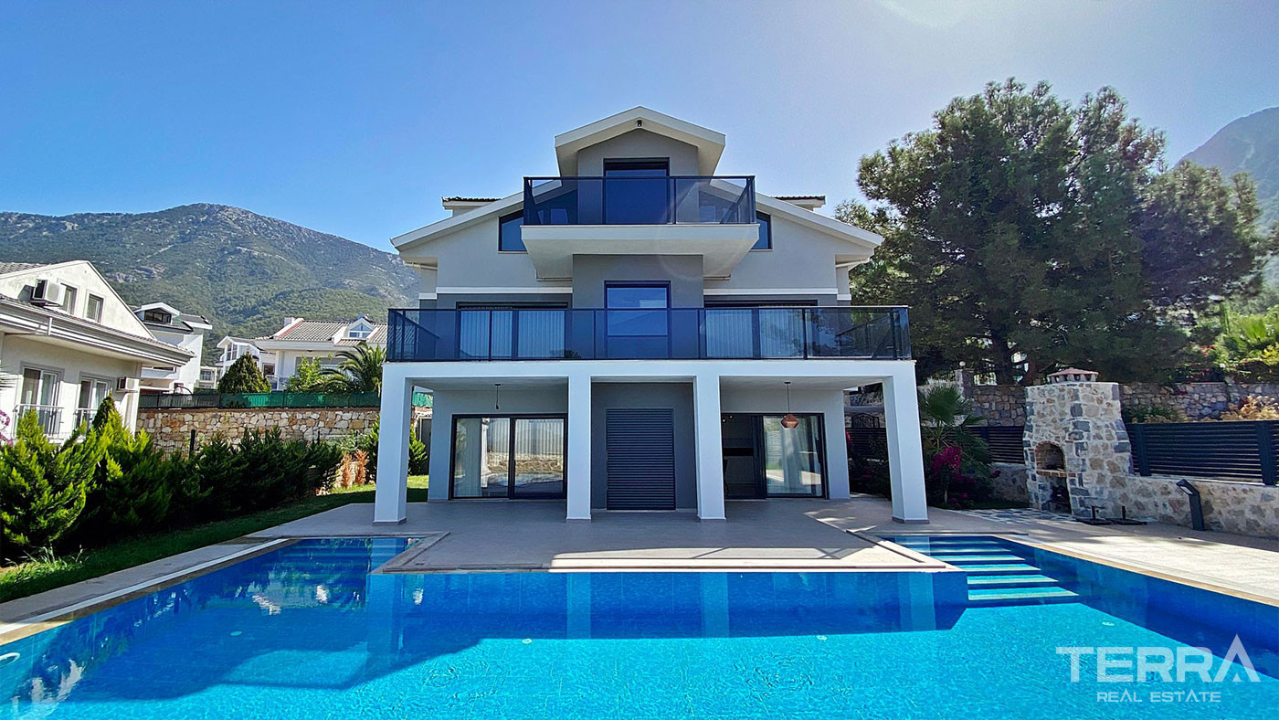 4 Bedroom Stunning Villa with Private Swimming Pool in Ovacık Fethiye - 77080